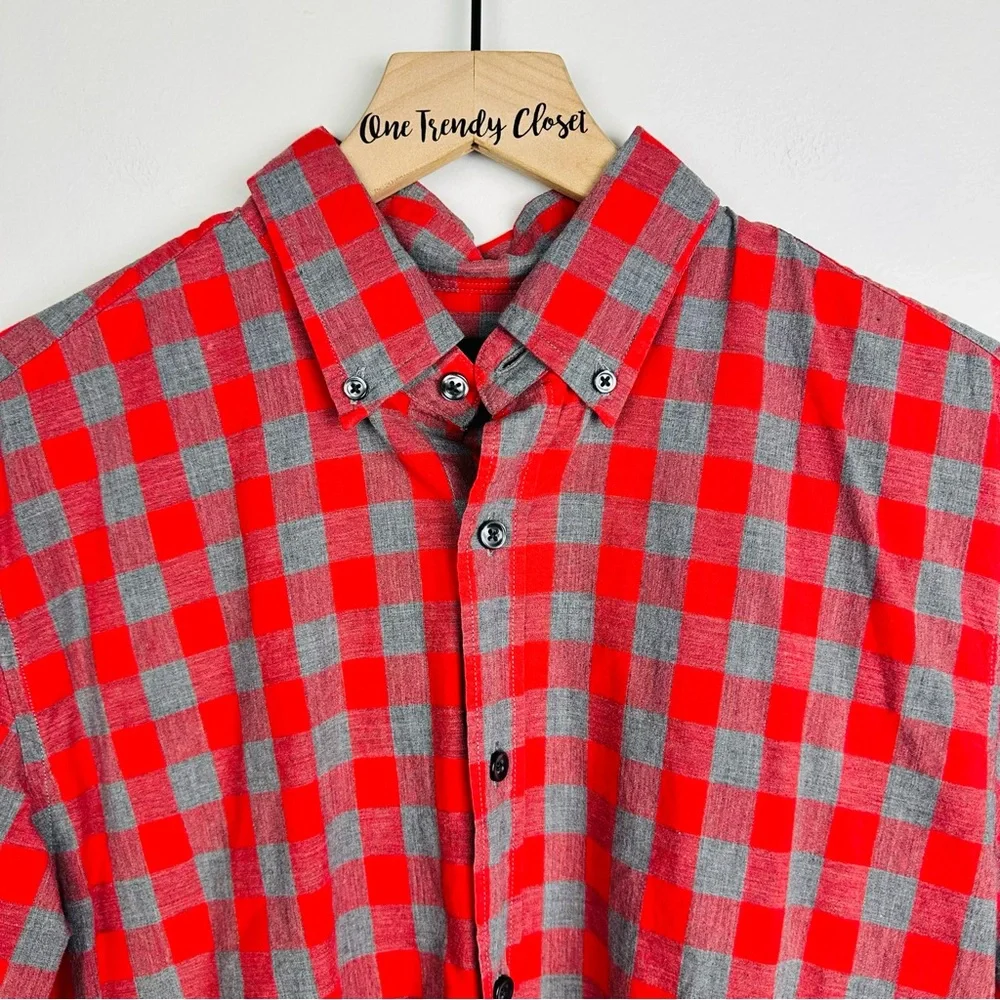 J. Crew Red and Gray Casual Button Down Shirt with Classic Fit Size Medium
